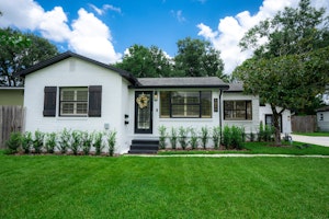 1948 Bungalow charm