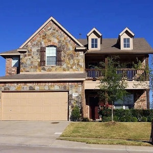 //hemlane-production.s3.amazonaws.com/uploads/property_listing_photos/04f91995-e5c4-4a1d-b048-8fe23ad389e0/17532261387183858087365976124183.jpg