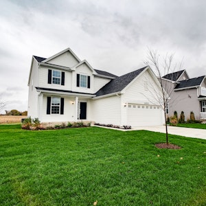 //hemlane-production.s3.amazonaws.com/uploads/property_listing_photos/096828f0-3919-493f-857a-2a3463896aa3/front 2.jpg