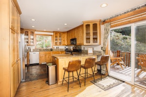 //hemlane-production.s3.amazonaws.com/uploads/property_listing_photos/0a3a3ca0-241e-4659-871e-3f592a4e5dd9/Copy of Copy of _D4_4262-Edit.jpg