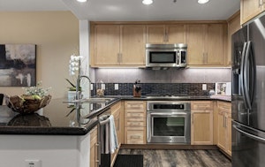 //hemlane-production.s3.amazonaws.com/uploads/property_listing_photos/16652c76-8d1f-4c99-9e93-b226168974ff/1_4.jpg