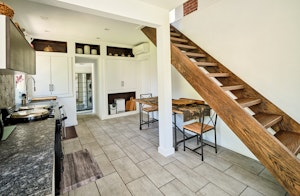 //hemlane-production.s3.amazonaws.com/uploads/property_listing_photos/16d955aa-3dff-424f-ba27-eaea3bed7248/Capture One Catalog14307.jpg