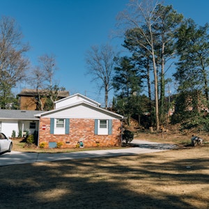 //hemlane-production.s3.amazonaws.com/uploads/property_listing_photos/17b2961b-935e-4016-9240-cb7666f22d76/house 122 of 128.jpg