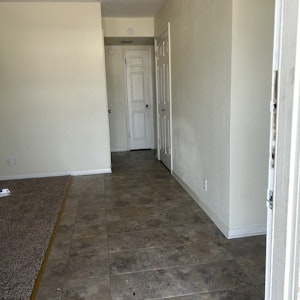 //hemlane-production.s3.amazonaws.com/uploads/property_listing_photos/2536187f-17f6-4c98-99b6-9f5423e190fb/IMG_1430.jpg