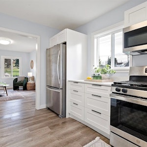 //hemlane-production.s3.amazonaws.com/uploads/property_listing_photos/263f5cec-8d0c-4537-ae39-3bccb61228ba/5 11.39.33 AM.jpeg