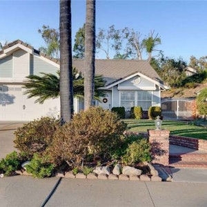 //hemlane-production.s3.amazonaws.com/uploads/property_listing_photos/294e75ed-6df1-4fe6-9366-0a913c76eaf1/WhatsApp Image 2025-02-01 at 11.37.32 AM.jpeg