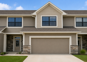 Beautiful Like-New Townhome