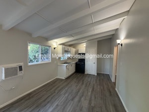 //hemlane-production.s3.amazonaws.com/uploads/property_listing_photos/3334ae69-cc79-412b-9aa0-7dea7be0ae27/458FD5D9-1C13-47AE-98CB-E7D15702244B.jpg