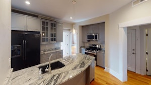 //hemlane-production.s3.amazonaws.com/uploads/property_listing_photos/37229035-ba00-4507-898d-b0c71913b9fd/38-Frankfort-St-Unit-2-Boston-MA-Kitchen.jpg