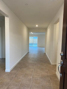 //hemlane-production.s3.amazonaws.com/uploads/property_listing_photos/387cf383-dccb-409b-abc3-ddba8f18700c/1.jpg