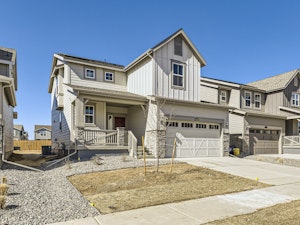 //hemlane-production.s3.amazonaws.com/uploads/property_listing_photos/3a2bcfd0-8fbe-4291-bd4c-7d178422064b/02 Exterior Front.jpg