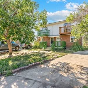 //hemlane-production.s3.amazonaws.com/uploads/property_listing_photos/3c0cd789-0fc2-47e3-b3fc-bebce35b9c48/1-web-or-mls-#2906 - Ruthann Fischer - 6317 E 78th Way, Commerce City, CO 80022_15-2.jpg