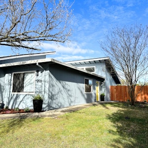 203 Luz Place, North Davis