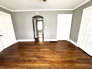 //hemlane-production.s3.amazonaws.com/uploads/property_listing_photos/427763e1-c078-49f1-8f84-ada476aa2eb6/1-Living.jpg