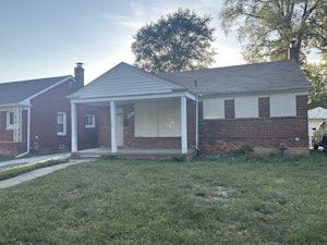 //hemlane-production.s3.amazonaws.com/uploads/property_listing_photos/43a6fe40-8997-4585-9235-c58c82568947/Photo Oct 05 2025, 5 52 22 PM.jpg