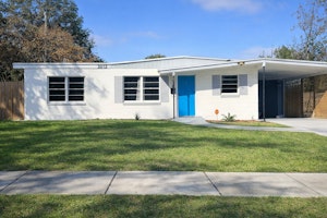 //hemlane-production.s3.amazonaws.com/uploads/property_listing_photos/46adc0cb-d0df-4098-bcd9-4d4b5ff8b646/Front View - Professional .jpeg