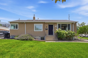 //hemlane-production.s3.amazonaws.com/uploads/property_listing_photos/493b1354-29ae-4ce3-820b-4446e35bb7fc/DSC05097.jpg