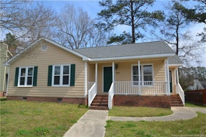 //hemlane-production.s3.amazonaws.com/uploads/property_listing_photos/4e7ae96a-c19b-40a1-8d00-58533d7fa358/2020-ranch-mill-cir-raleigh-nc-40.jpg