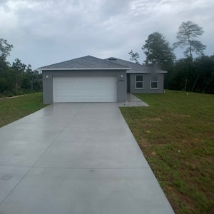 //hemlane-production.s3.amazonaws.com/uploads/property_listing_photos/502e7bf8-f9a8-4210-901d-da6c3eb30f4a/001.jpeg