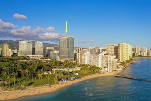 //hemlane-production.s3.amazonaws.com/uploads/property_listing_photos/565a3eea-dd51-44fe-b094-eb43648885c9/Trump Drone 4.jpg