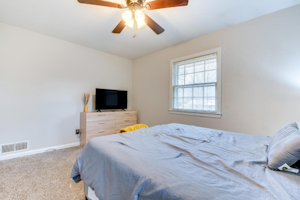 //hemlane-production.s3.amazonaws.com/uploads/property_listing_photos/5c54de9c-46db-4fba-baff-444156ebdf8f/evpic19.png
