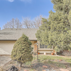 //hemlane-production.s3.amazonaws.com/uploads/property_listing_photos/5f8aefe2-2038-408f-a42c-e11bf3e24eb7/6367 S Emporia Cir - Print Quality - 000 - 02 Exterior Front.jpg