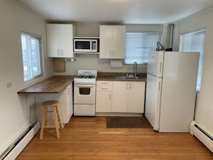 //hemlane-production.s3.amazonaws.com/uploads/property_listing_photos/630381aa-bb53-43fa-811b-589509231387/IMG_1533.jpg