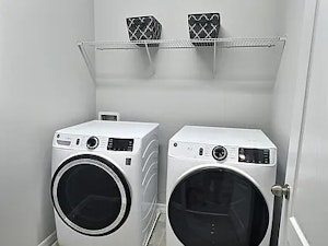 //hemlane-production.s3.amazonaws.com/uploads/property_listing_photos/65a4826d-b212-4dd4-bdda-0796b11cfff2/d9622803bf8447bcfb44f6cdc8c3fa2b-cc_ft_384.webp
