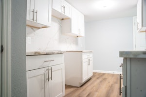 //hemlane-production.s3.amazonaws.com/uploads/property_listing_photos/6a3817d9-949d-40ad-935f-7a0794524920/MajorHarper-TerryOrmandyHomePhotos-4.JPG
