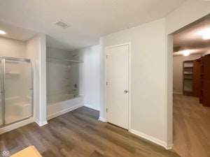//hemlane-production.s3.amazonaws.com/uploads/property_listing_photos/6ccc4b43-df0c-4acc-b923-aa26d8ae129b/IMG_2274.webp