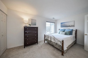 //hemlane-production.s3.amazonaws.com/uploads/property_listing_photos/71c58684-9e7b-435f-8906-a01697ea42f4/2549-Bedroom2.webp