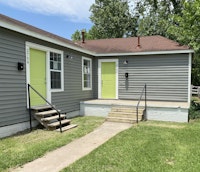 Photo of 2754 Foster Street