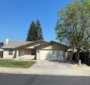 //hemlane-production.s3.amazonaws.com/uploads/property_listing_photos/7795521b-b0f8-4c8f-86c6-9ab2ce6a6155/Screen Shot 2026-03-25 at 23.16.52.png