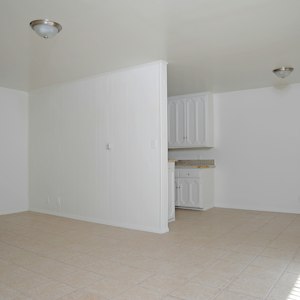 //hemlane-production.s3.amazonaws.com/uploads/property_listing_photos/7866d4fa-d387-4ef9-ba5f-eff004d8f236/pic 4.jpg