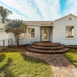 //hemlane-production.s3.amazonaws.com/uploads/property_listing_photos/7aa2c3cd-1063-450d-824b-4ddcb59e5aa0/1 8.24.09 PM.jpeg