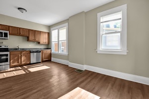 //hemlane-production.s3.amazonaws.com/uploads/property_listing_photos/7e772793-5a94-4cb7-a3be-ca9bd2f58dbb/6-web-or-mls-345-chittenden-ave-d.jpg