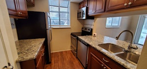 //hemlane-production.s3.amazonaws.com/uploads/property_listing_photos/8365ef66-a09a-4621-92c0-726bdea3ecad/16131/20200203_150856.jpg