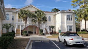 Your Condo 1st floor right side