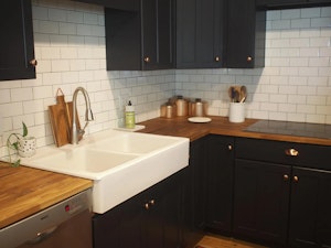 //hemlane-production.s3.amazonaws.com/uploads/property_listing_photos/8d09e094-43b9-4853-ab61-49d5644ef3d4/97ca4cfc5fb8661128c329eaadc98b74-cc_ft_1536.webp