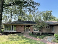 Photo of 565 N Graeser Rd