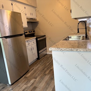 //hemlane-production.s3.amazonaws.com/uploads/property_listing_photos/95cd251f-ef5d-489c-9613-af3c07c9f4b2/IMG_6180.jpg