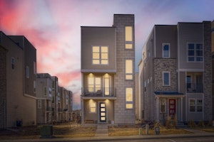 //hemlane-production.s3.amazonaws.com/uploads/property_listing_photos/970f42a1-92f7-451f-9f47-4aa78afe3cdb/5377 Quail St - Web Quality - 039 - 39 Exterior Front.jpg