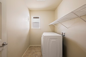 //hemlane-production.s3.amazonaws.com/uploads/property_listing_photos/9a314db0-701e-4cb4-b486-a312b056bb13/18.jpg