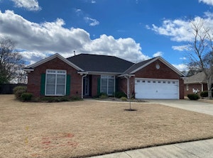 //hemlane-production.s3.amazonaws.com/uploads/property_listing_photos/9e22612b-80b9-4cf3-ba9b-9ecb9bda16a3/Screenshot 2025-11-24 144252.jpg