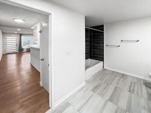 //hemlane-production.s3.amazonaws.com/uploads/property_listing_photos/9f6c6d3b-046c-40bd-8822-47d39dbf5825/WhatsApp Image 2025-10-04 at 11.11.05 AM(2).jpeg