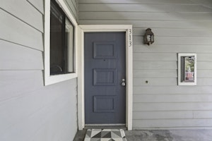 //hemlane-production.s3.amazonaws.com/uploads/property_listing_photos/a94ce232-ad1d-4a13-bd8a-71b9a0ae327c/10-010_F8_3685 Nutwood Terrace 313.jpg
