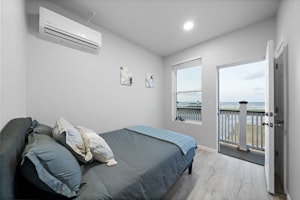 //hemlane-production.s3.amazonaws.com/uploads/property_listing_photos/aa721da0-aaa9-4df0-8c4c-339bd2729f10/16-web-or-mls-801 Avenue K HDR (1).jpg