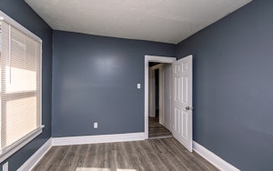 //hemlane-production.s3.amazonaws.com/uploads/property_listing_photos/ad904fbf-0c41-4d11-8b69-9f1514508cf8/3924 E 123rd Street-38.jpg