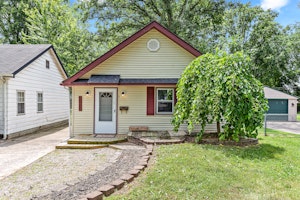 Front yard and entrance