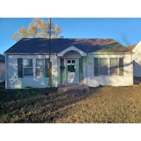 Photo of 805 West Pine Avenue